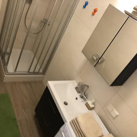 Maximilian In Old Town Апартаменты *