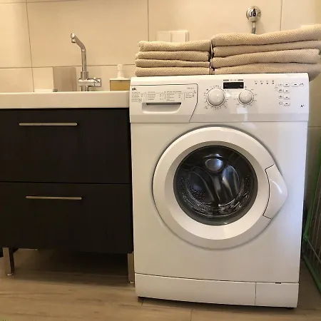 Maximilian In Old Town Apartment Innsbruck